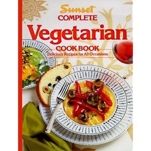 Complete Vegetarian Cookbook (Paperback)